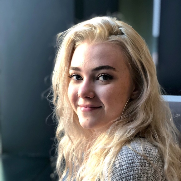 Meet your Posher, Jackie - Picture 1 of 1